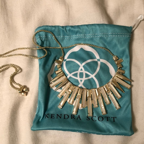 Kendra Scott Jewelry - Kendra Scott Louise necklace